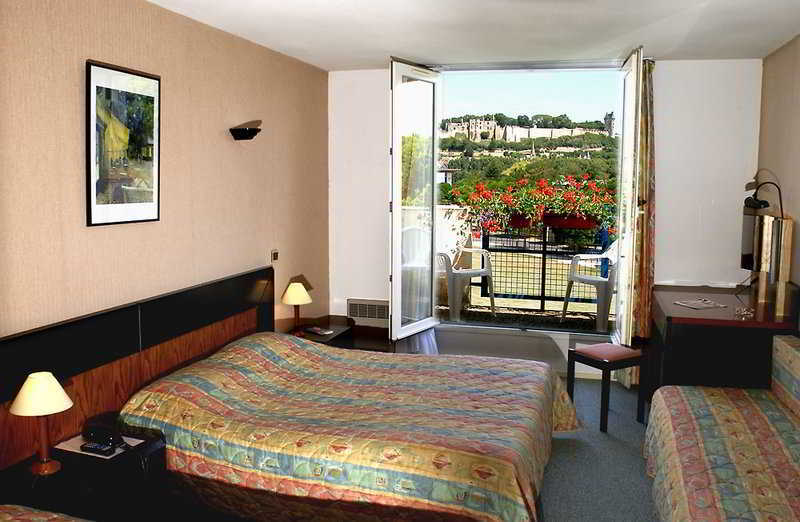 Ibis Styles Chinon Quarto foto